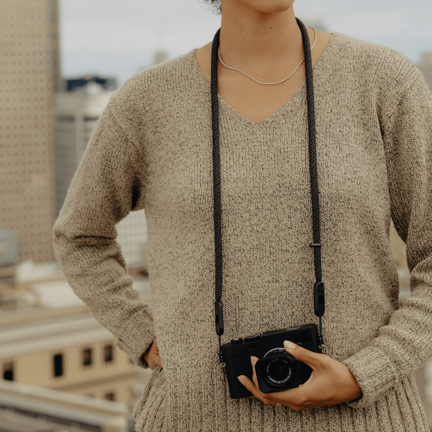 Form Rope Camera Strap Standard black (3)-min